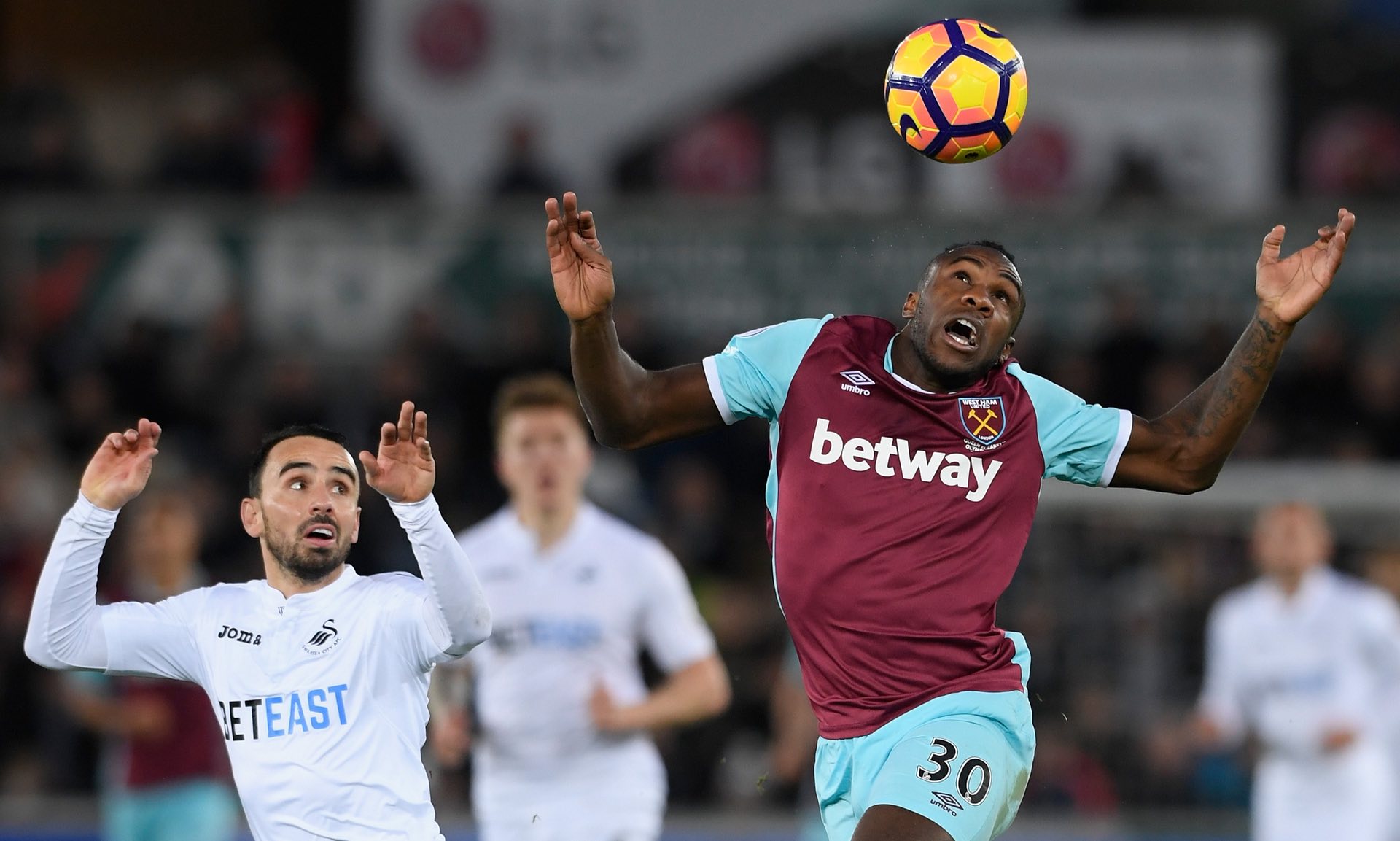 梁诺恒的举 梁诺恒的举